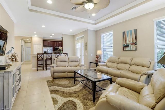 9904 Periwinkle Preserve LN, Fort Myers, FL 33919