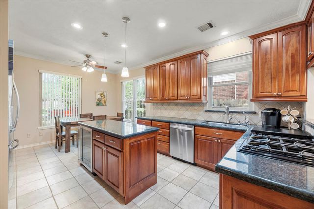 7606 Shangrila Lane, Houston, TX 77095