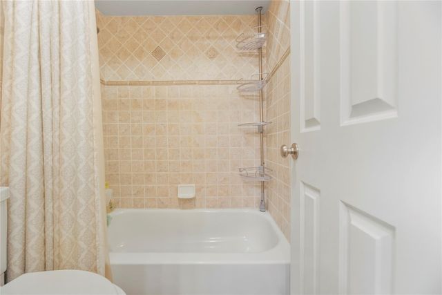7606 Shangrila Lane, Houston, TX 77095