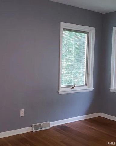 117 N Hillsdale Drive, Bloomington, IN 47408