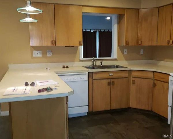 117 N Hillsdale Drive, Bloomington, IN 47408