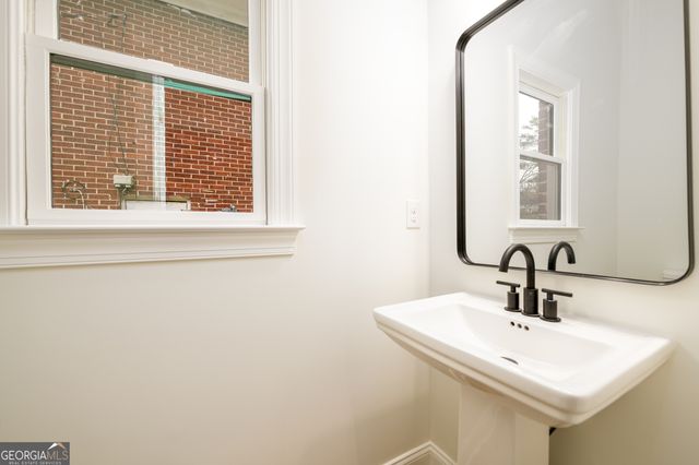 2608 Baker Road NW, Atlanta, GA 30318