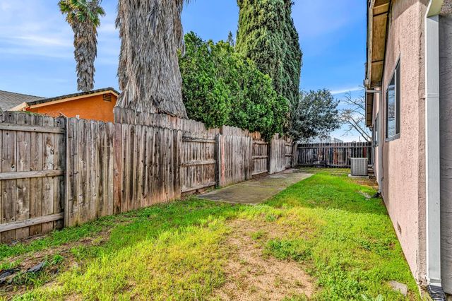 200 Bonfield Way, Sacramento, CA 95838