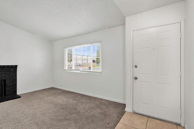 200 Bonfield Way, Sacramento, CA 95838