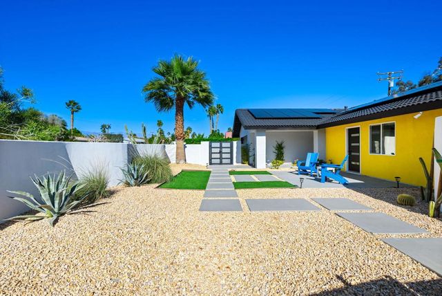 1980 N Los Alamos Road, Palm Springs, CA 92262