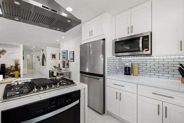 1980 N Los Alamos Road, Palm Springs, CA 92262