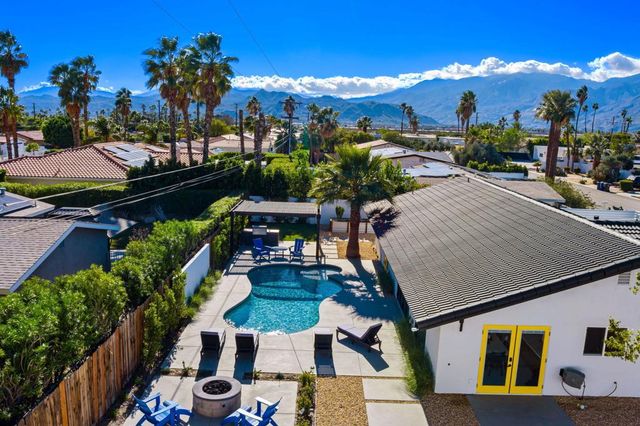1980 N Los Alamos Road, Palm Springs, CA 92262