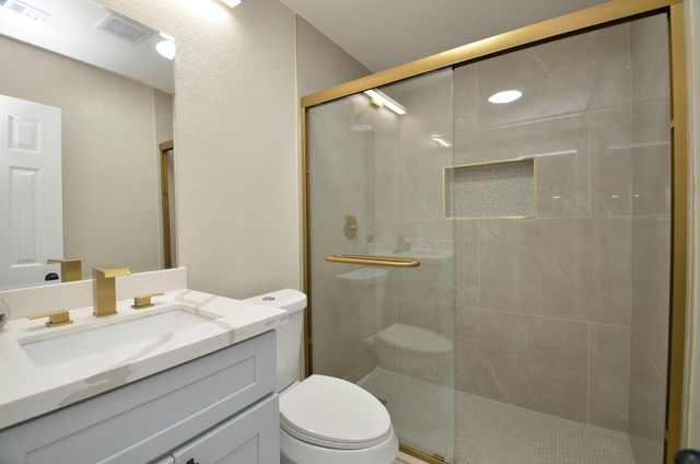 6801 Kassarine Pass, Houston, TX 77033