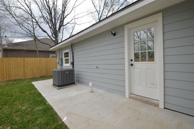 6801 Kassarine Pass, Houston, TX 77033