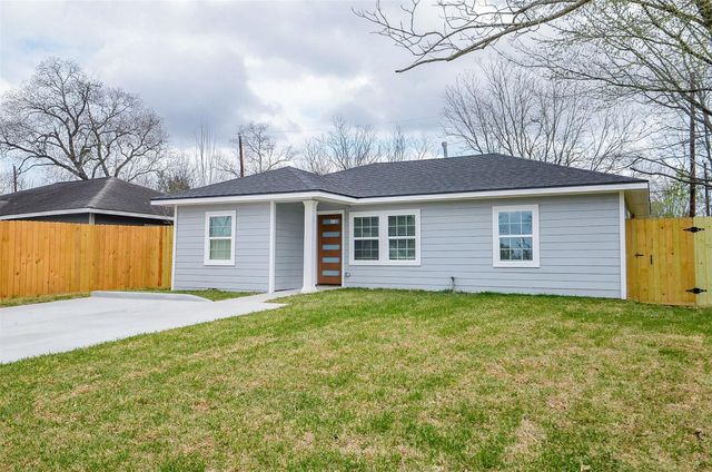 6801 Kassarine Pass, Houston, TX 77033