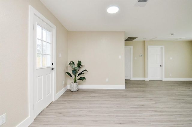 6801 Kassarine Pass, Houston, TX 77033