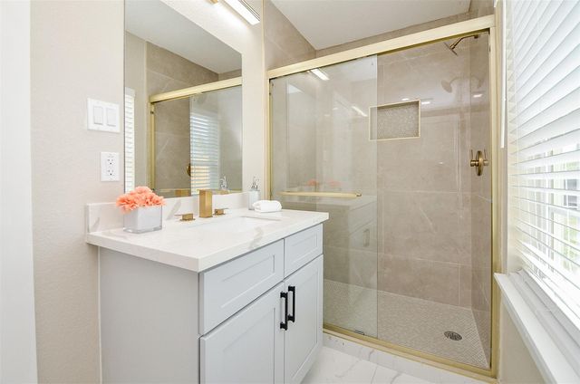 6801 Kassarine Pass, Houston, TX 77033