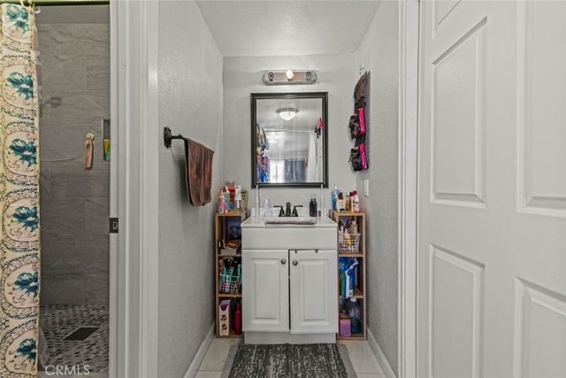 3111 E Avenue Q-13, Palmdale, CA 93550