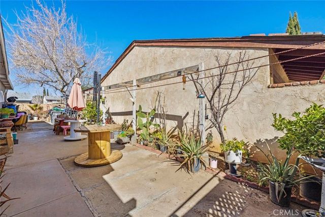 3111 E Avenue Q-13, Palmdale, CA 93550