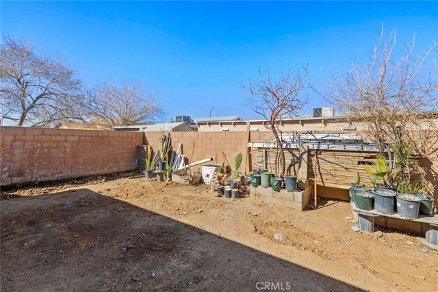 3111 E Avenue Q-13, Palmdale, CA 93550