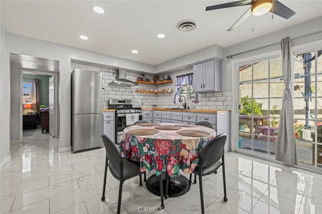 3111 E Avenue Q-13, Palmdale, CA 93550
