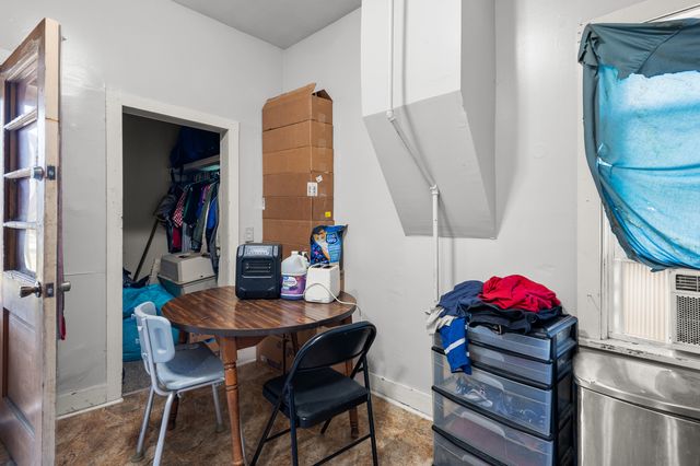 550 26TH Street, Rock Island, IL 61201