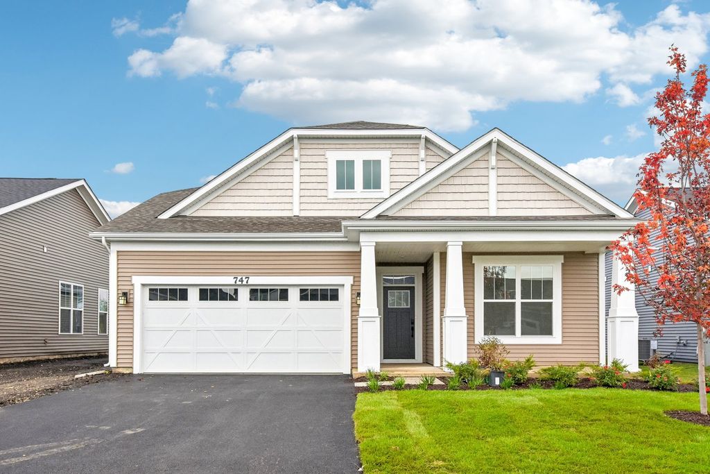 747 Alberta Avenue, Oswego, IL 60543