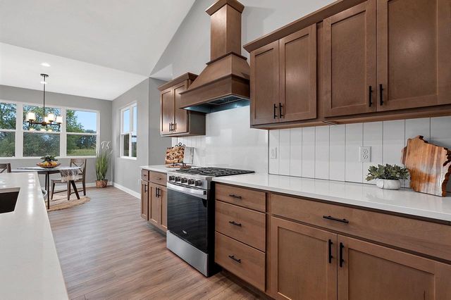 1041 SANDPIPER DRIVE, Menasha, WI 54952
