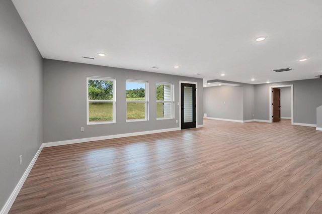 1041 SANDPIPER DRIVE, Menasha, WI 54952