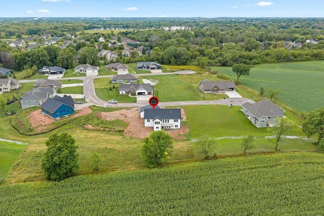 1041 SANDPIPER DRIVE, Menasha, WI 54952