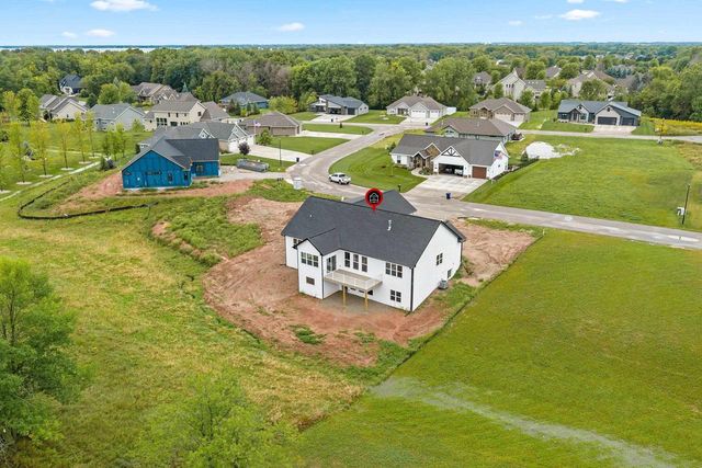 1041 SANDPIPER DRIVE, Menasha, WI 54952