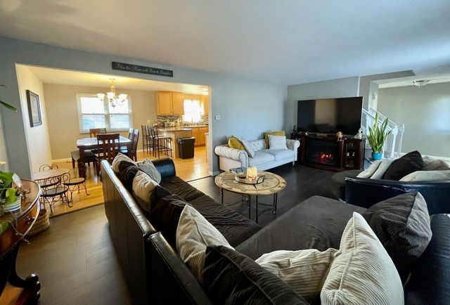 534 TYROLIAN DRIVE, Green Bay, WI 54302