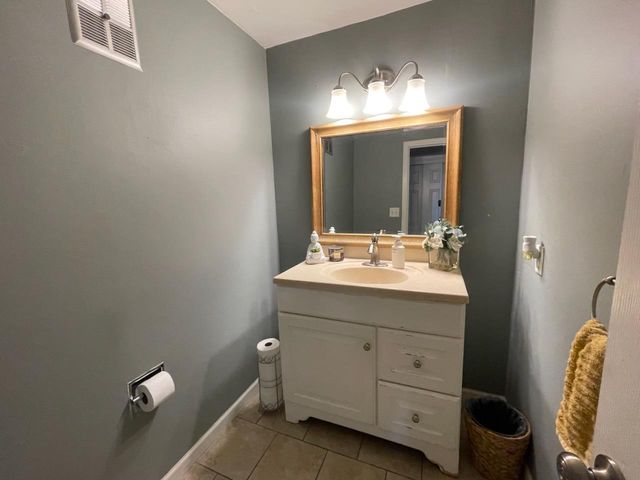 534 TYROLIAN DRIVE, Green Bay, WI 54302