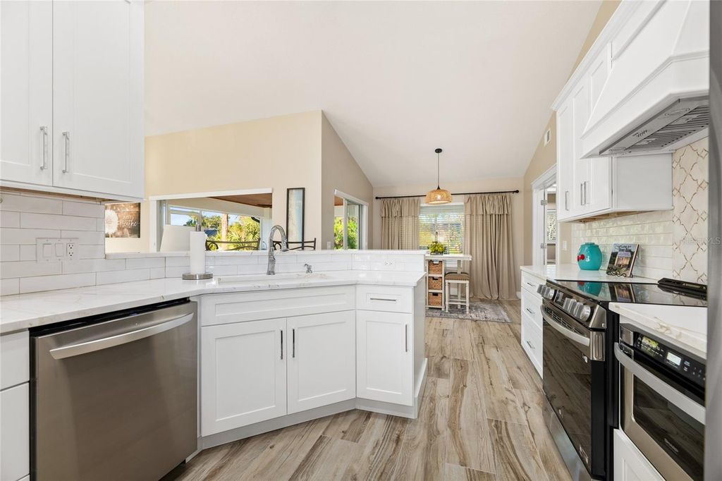 Image 12 of property listing at 36 WALKER DRIVE, Palm Coast, FL 32164