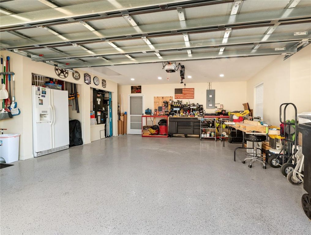 Image 41 of property listing at 36 WALKER DRIVE, Palm Coast, FL 32164