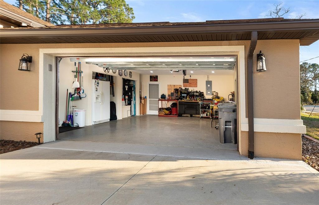 Image 42 of property listing at 36 WALKER DRIVE, Palm Coast, FL 32164