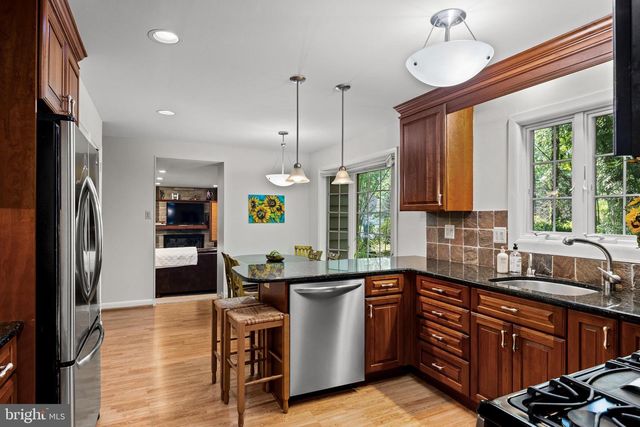 510 FIRESIDE LN, Cherry Hill, NJ 08003