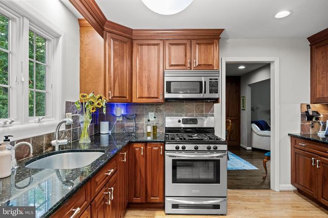 510 FIRESIDE LN, Cherry Hill, NJ 08003