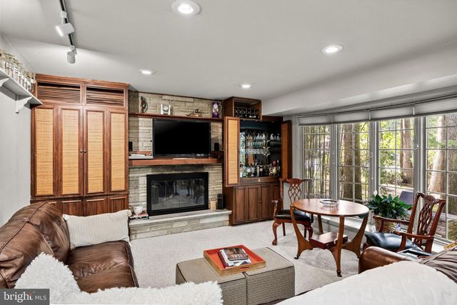 510 FIRESIDE LN, Cherry Hill, NJ 08003