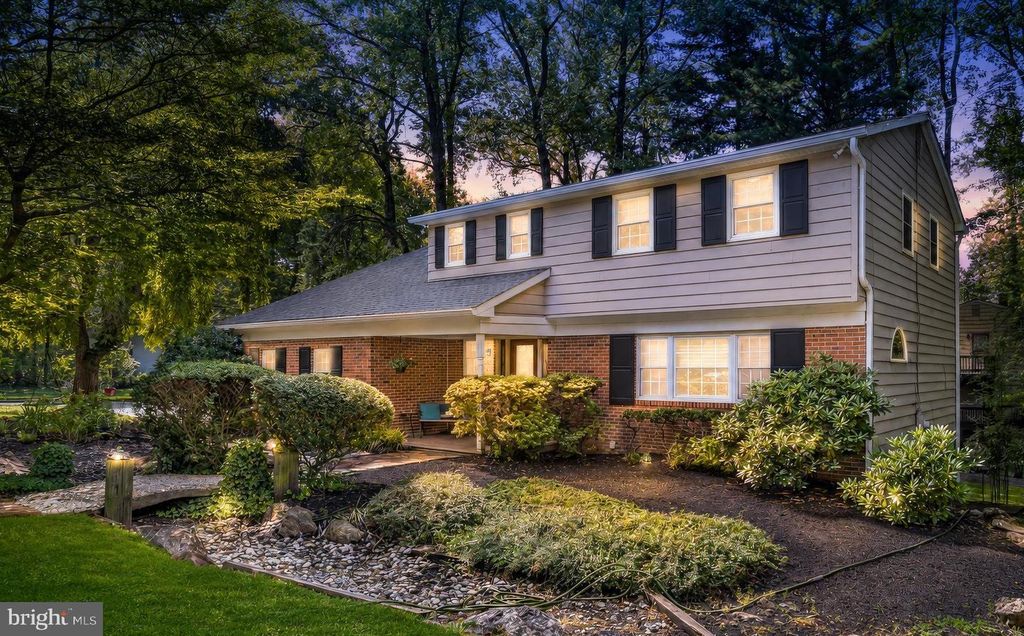510 FIRESIDE LN, Cherry Hill, NJ 08003