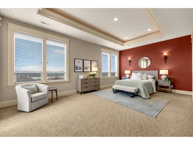 742 W CHESTNUT St, Washougal, WA 98671