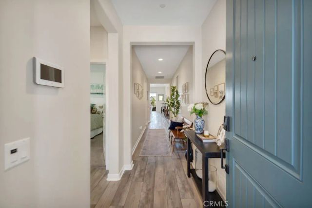 28553 Foothill, Saugus, CA 91350