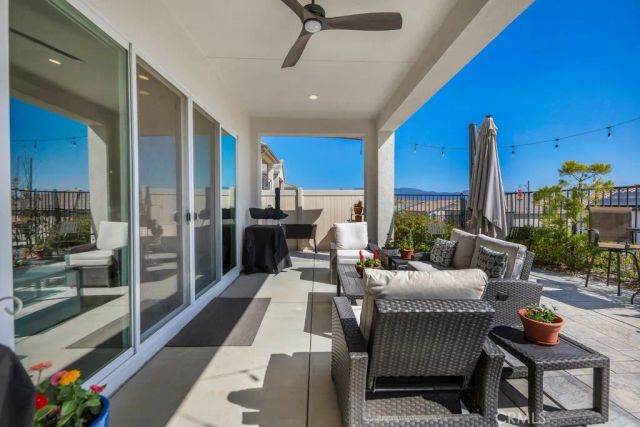 28553 Foothill, Saugus, CA 91350