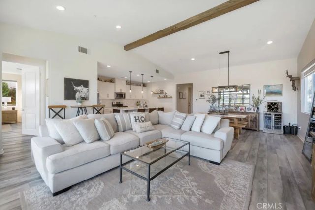 28553 Foothill, Saugus, CA 91350