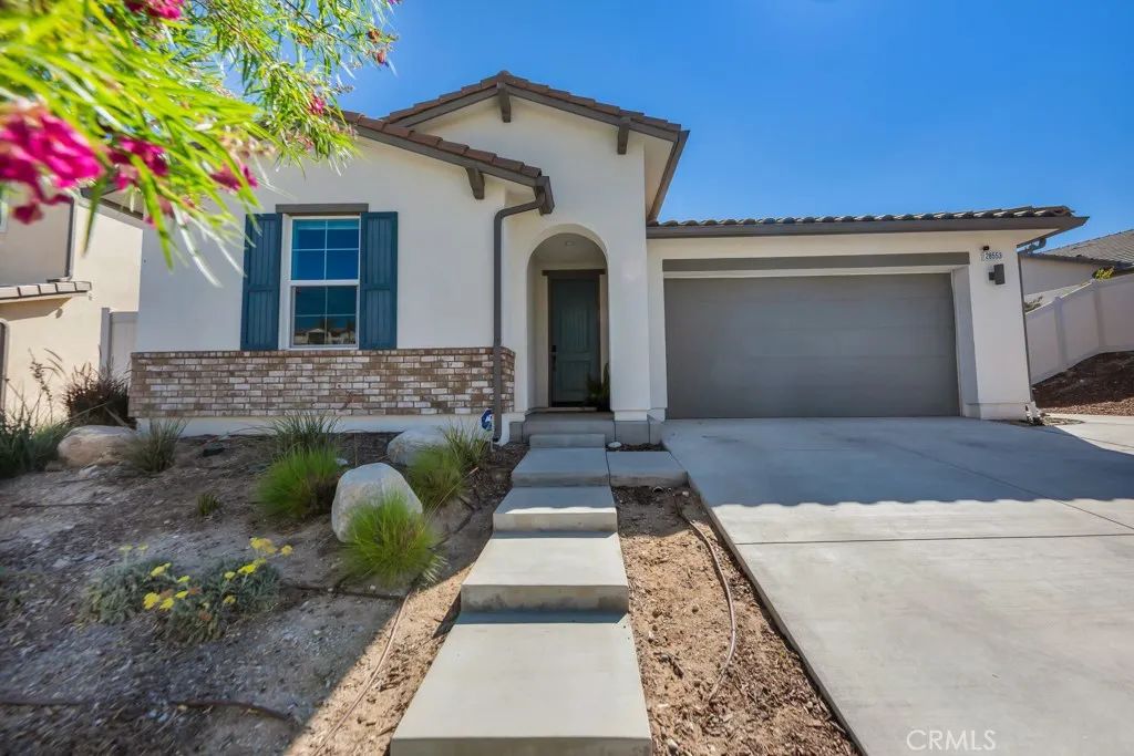 28553 Foothill, Saugus, CA 91350