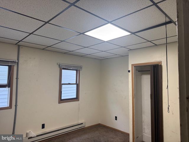 309-311 E CENTRE ST, Shenandoah, PA 17976