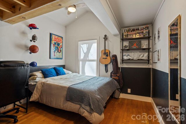 2525 Kanuga Road, Hendersonville, NC 28739