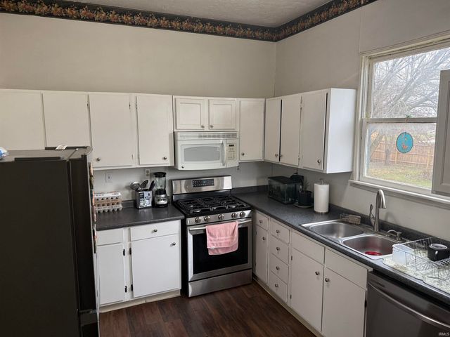 207 S Washington Street, Montpelier, IN 47359