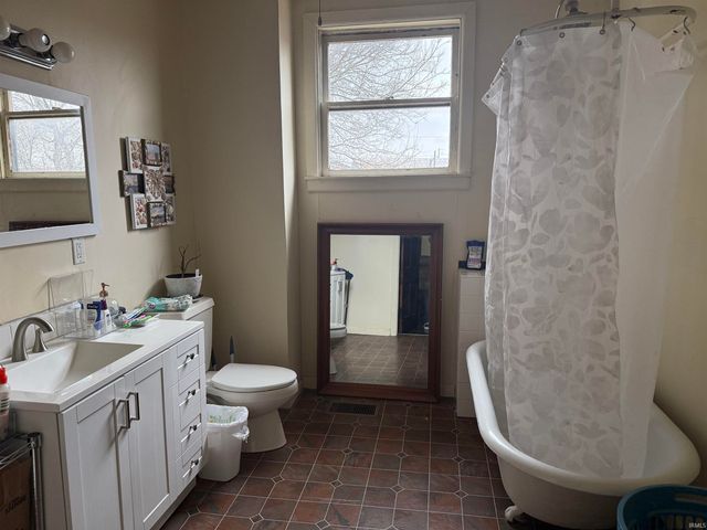 207 S Washington Street, Montpelier, IN 47359