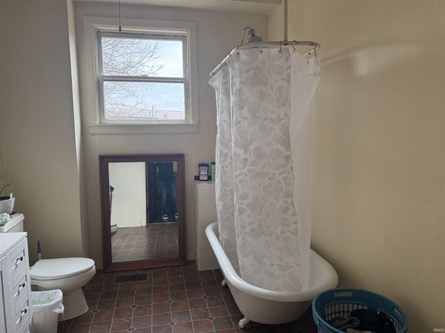 207 S Washington Street, Montpelier, IN 47359