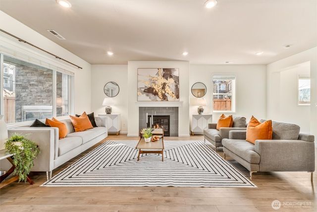 23711 43 Drive SE, Bothell, WA 98021