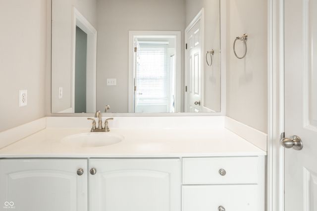 8183 Heyward Drive, Indianapolis, IN 46250