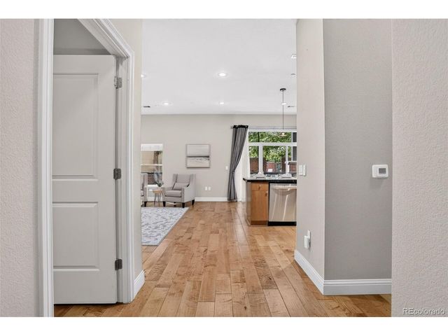 5401 S Park Terrace Ave C-103C, Greenwood Village, CO 80111