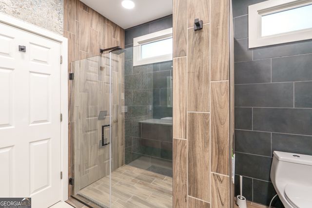 7523 Greens Mill Drive, Loganville, GA 30052