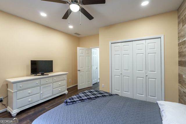 7523 Greens Mill Drive, Loganville, GA 30052